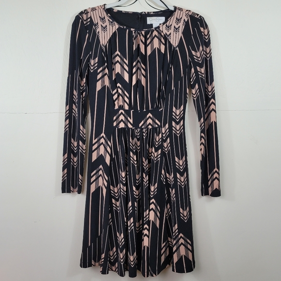Jessica Simpson Chevron Print Dress Sz 2 - Picture 16 of 16